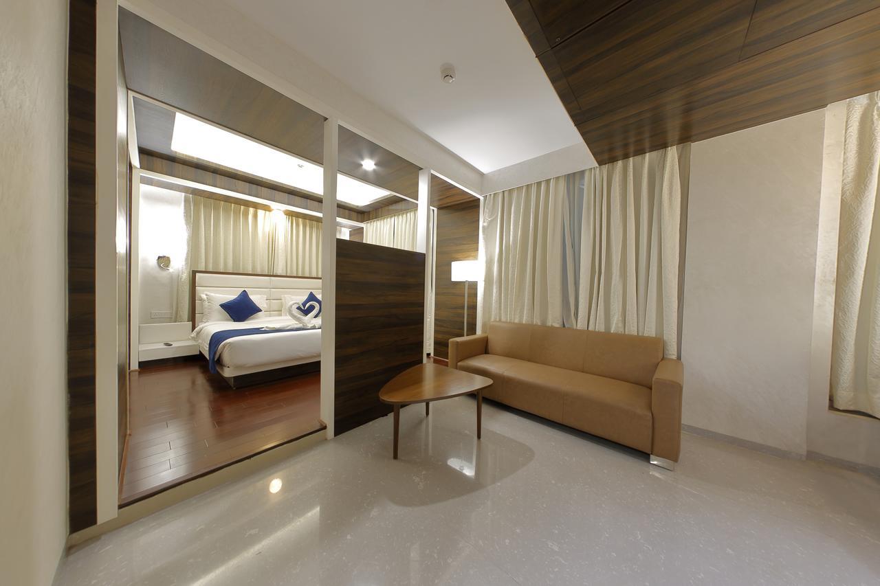 Hotel Silver Heights Ahmedabad Exterior foto